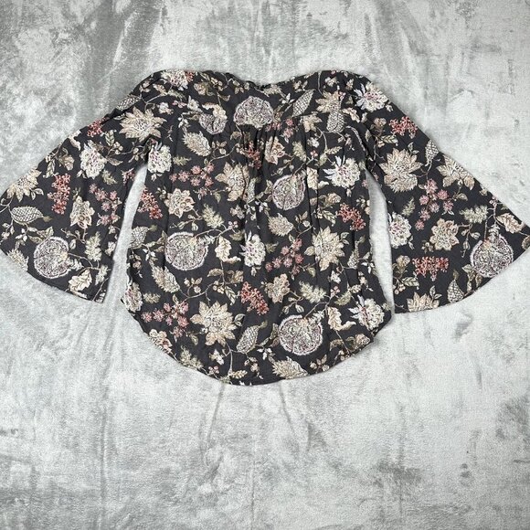 UMGEE Top Womens Small Gray Floral Bell 3/4 Sleeve Tiers Ruffle Blouse Button - Picture 7 of 7